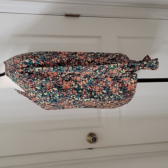 J. Crew Size S Ditzy Floral Pattern Pleated Front Long Sleeve Blouse - Picture 4 of 14